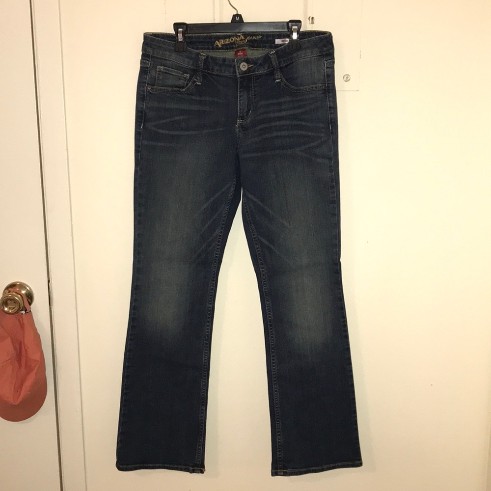 Arizona Jean Co. dark wash jeans